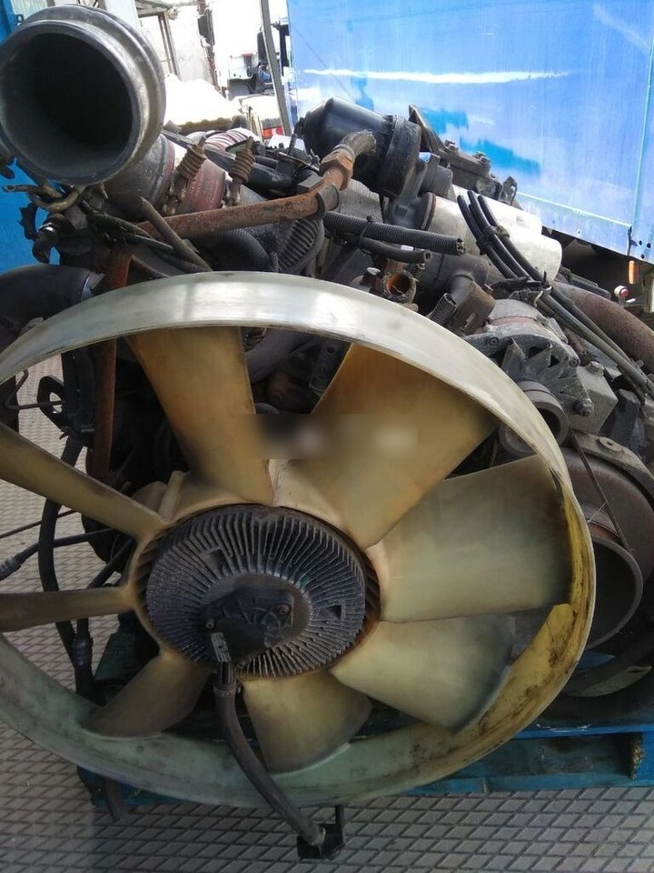 Renault Magnum E-TECH Renault MAGNUM - Moteur pour Camion: photos 4 Renault Magnum E-TECH Renault MAGNUM - Moteur pour Camion: photos 4