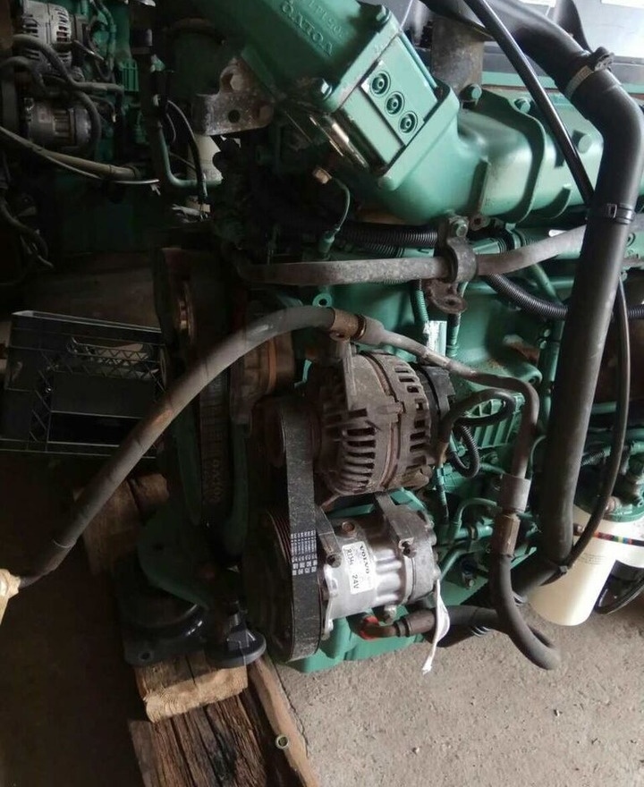 Volvo D13A 400 440 Volvo FH FM - Moteur pour Camion: photos 2 Volvo D13A 400 440 Volvo FH FM - Moteur pour Camion: photos 2