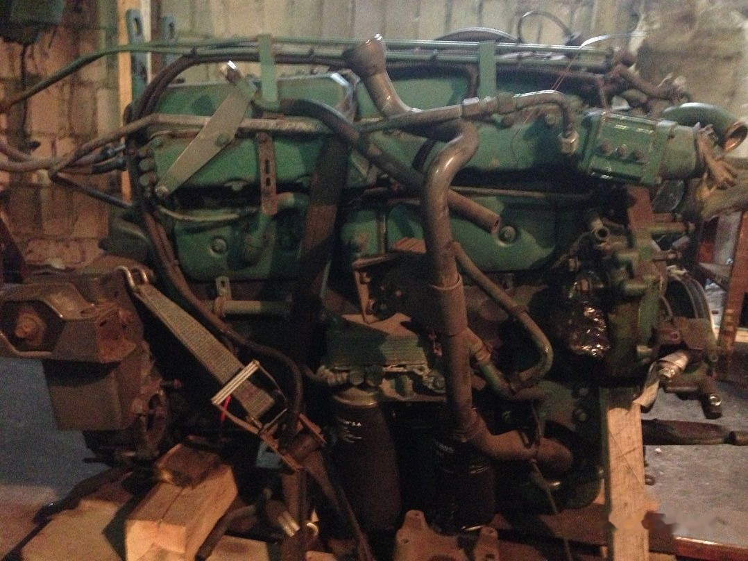 Volvo D6A210 EC96 Volvo FL 6 - Moteur pour Camion: photos 1 Volvo D6A210 EC96 Volvo FL 6 - Moteur pour Camion: photos 1