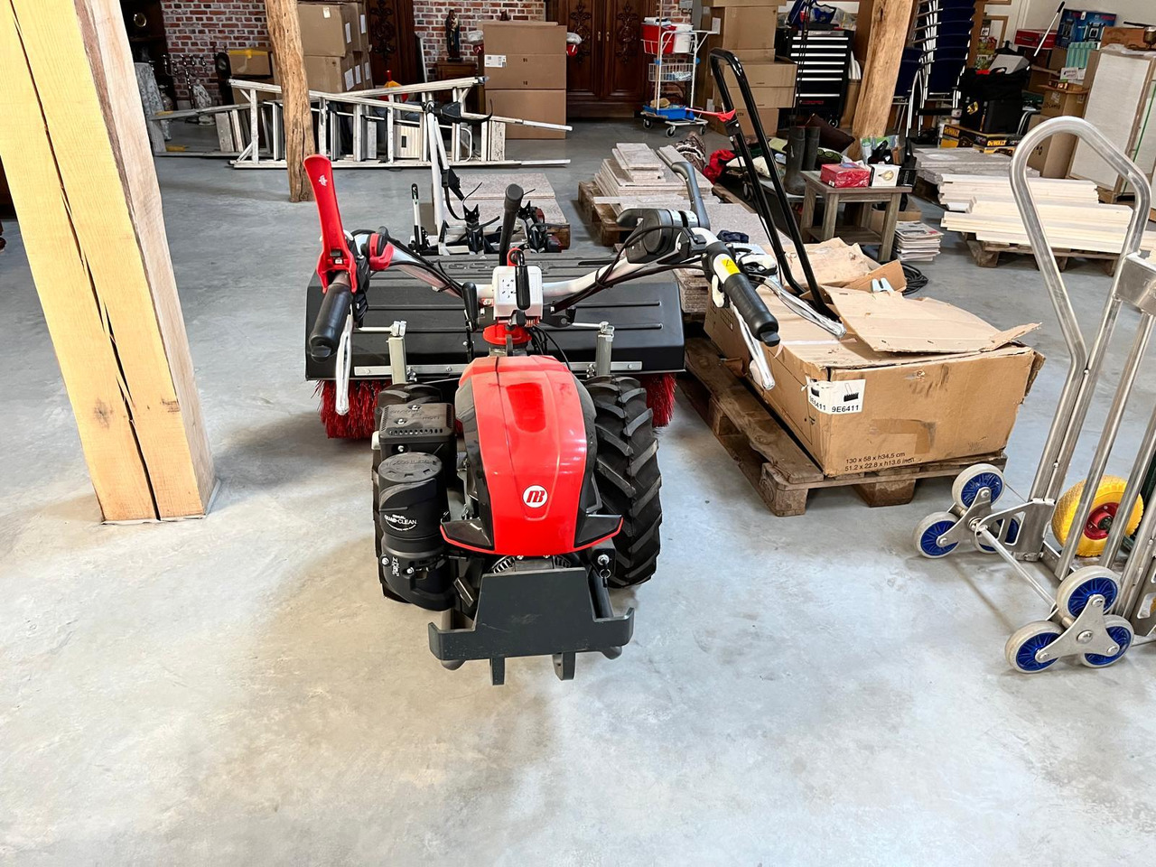 Balayeuse industrielle Emak mak 18: photos 8