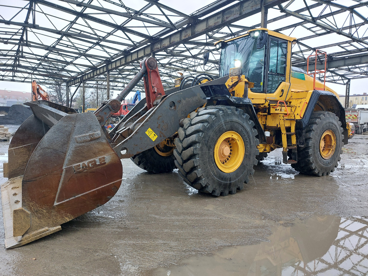VOLVO L150H - Chargeuse sur pneus: photos 1 VOLVO L150H - Chargeuse sur pneus: photos 1