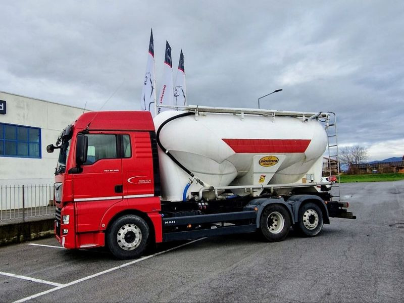 Camion cisterna MAN TGX TGX 26.500 - Tracteur routier: photos 2 Camion cisterna MAN TGX TGX 26.500 - Tracteur routier: photos 2