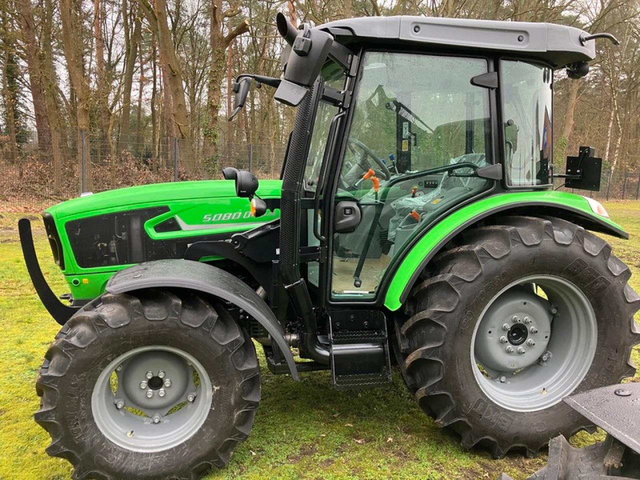 Deutz-Fahr 5080D KEYLINE - Tracteur agricole: photos 1 Deutz-Fahr 5080D KEYLINE - Tracteur agricole: photos 1