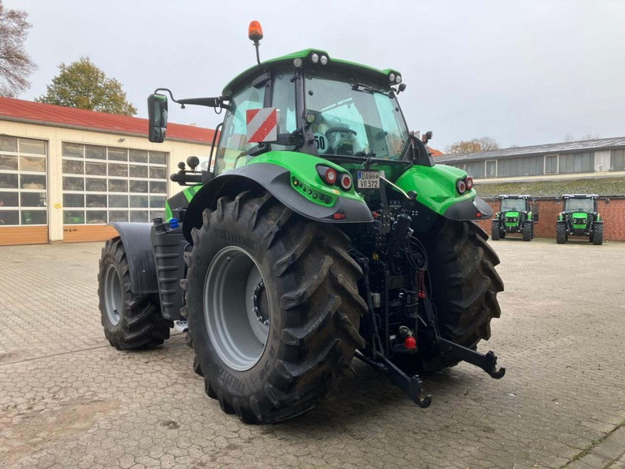 Deutz-Fahr 6230 TTV - Tracteur agricole: photos 3 Deutz-Fahr 6230 TTV - Tracteur agricole: photos 3