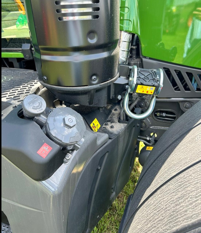 Fendt VARIO 724 GEN 6 PROFI+ SETTING 2 - Tracteur agricole: photos 4 Fendt VARIO 724 GEN 6 PROFI+ SETTING 2 - Tracteur agricole: photos 4