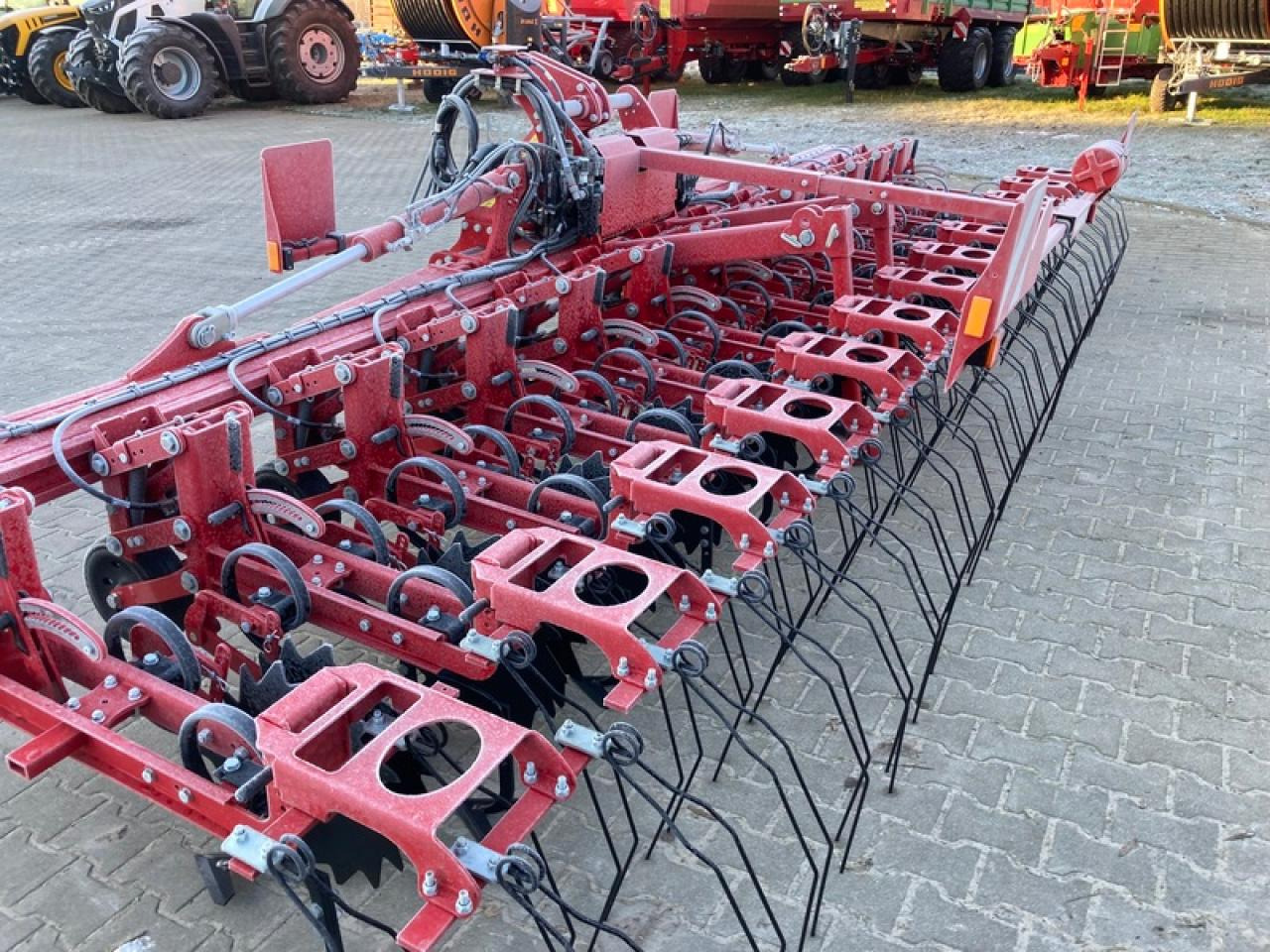 HORSCH TRANSFORMER 6 VF - Outils du sol: photos 4 HORSCH TRANSFORMER 6 VF - Outils du sol: photos 4