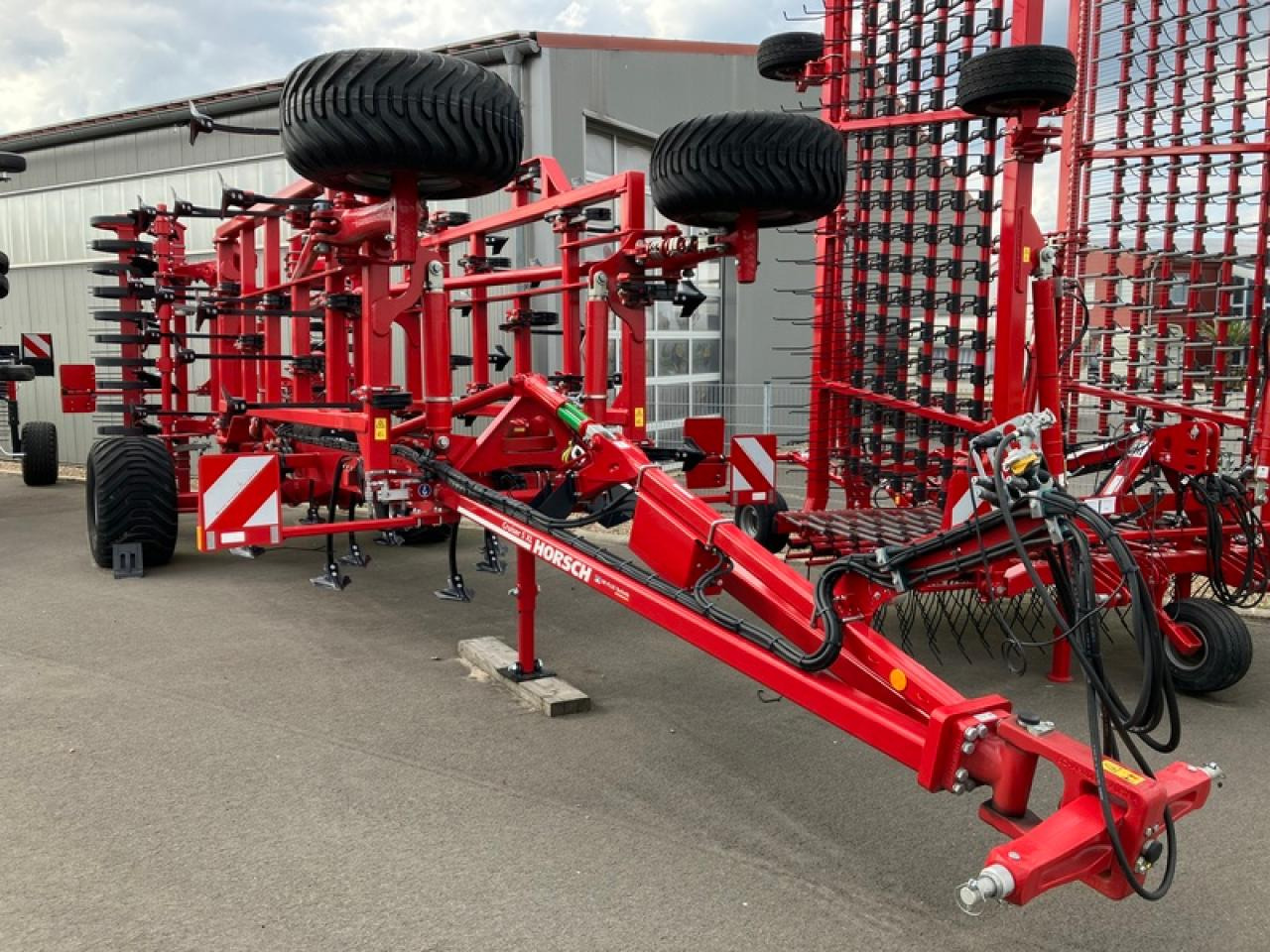 Horsch CRUISER 5 XL - Bineuse: photos 1 Horsch CRUISER 5 XL - Bineuse: photos 1