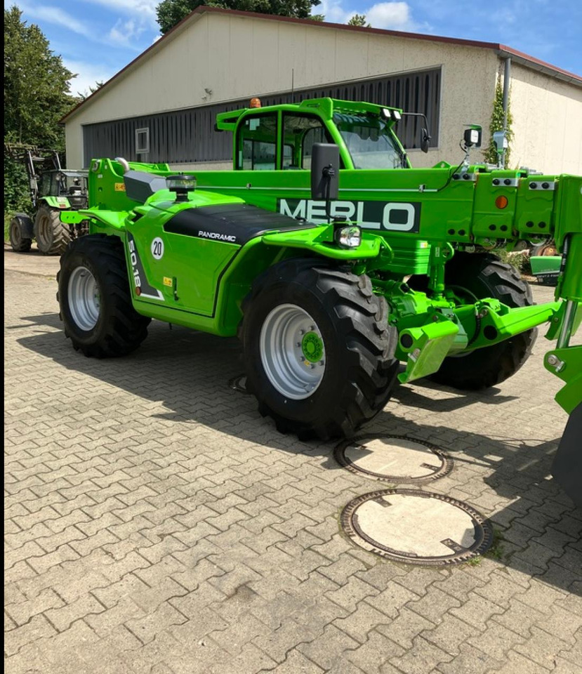 Merlo P50.18 CS - Chariot télescopique: photos 1 Merlo P50.18 CS - Chariot télescopique: photos 1