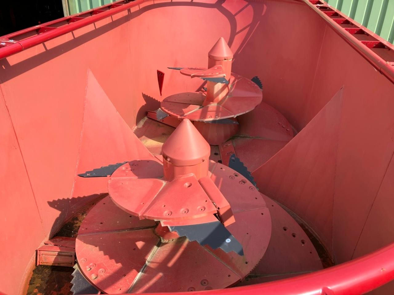 Strautmann VERTI-MIX1801AKTION - Mélangeuse: photos 5 Strautmann VERTI-MIX1801AKTION - Mélangeuse: photos 5