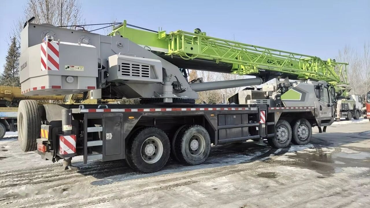Zoomlion ZTC350 ZTC250 ZTC550 ZTC1000 - Grue mobile: photos 3 Zoomlion ZTC350 ZTC250 ZTC550 ZTC1000 - Grue mobile: photos 3