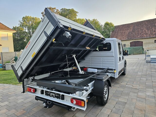 FIAT Ducato MAXI Serie 9.2 2025 DOKA 3-Seitenkiipper... - Camion: photos 2 FIAT Ducato MAXI Serie 9.2 2025 DOKA 3-Seitenkiipper... - Camion: photos 2
