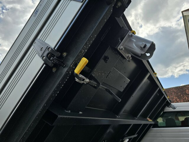 Camion neuf MAN TGE 3.140 Doka L3 Dreiseitenkipper Facelift: photos 33