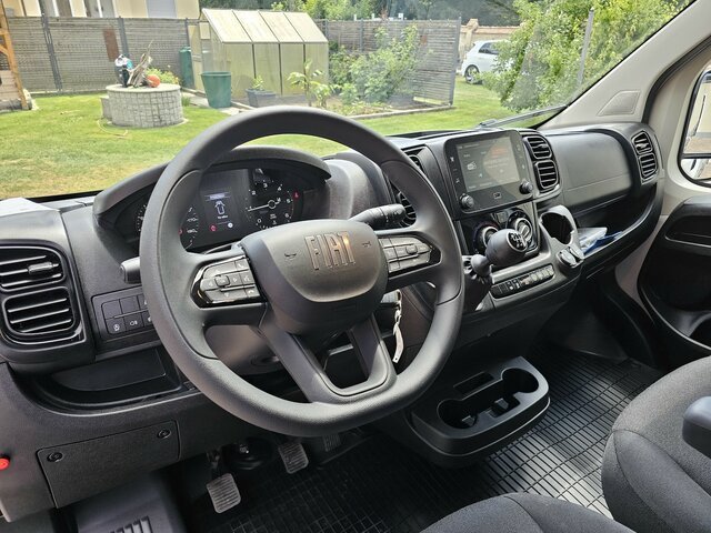 FIAT Ducato 35 MAXI 180 Pritsche Plane 4,90 Meter - Utilitaire plateau baché: photos 3 FIAT Ducato 35 MAXI 180 Pritsche Plane 4,90 Meter - Utilitaire plateau baché: photos 3