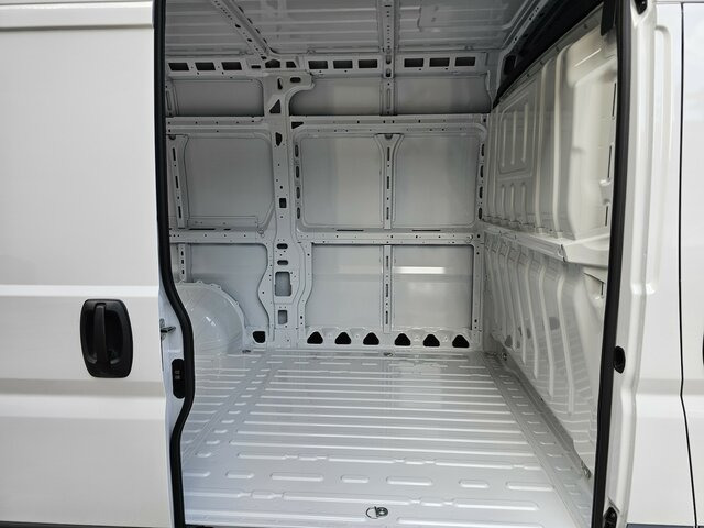 Fourgon utilitaire neuf FIAT Ducato 35 MAXI 180 Serie10-9.2 Modell 2025 L2H2: photos 24