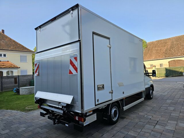 Fourgon grand volume neuf IVECO Daily 35S18 3.0 Koffer LBW Bär ACC LED sofort!...: photos 34 Fourgon grand volume neuf IVECO Daily 35S18 3.0 Koffer LBW Bär ACC LED sofort!...: photos 34
