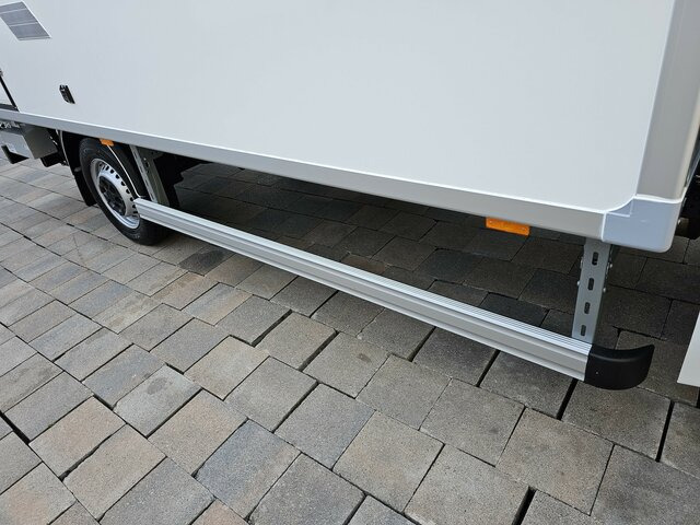 Fourgon grand volume neuf IVECO Daily 35S18 3.0 Koffer LBW Bär ACC LED sofort!...: photos 19 Fourgon grand volume neuf IVECO Daily 35S18 3.0 Koffer LBW Bär ACC LED sofort!...: photos 19