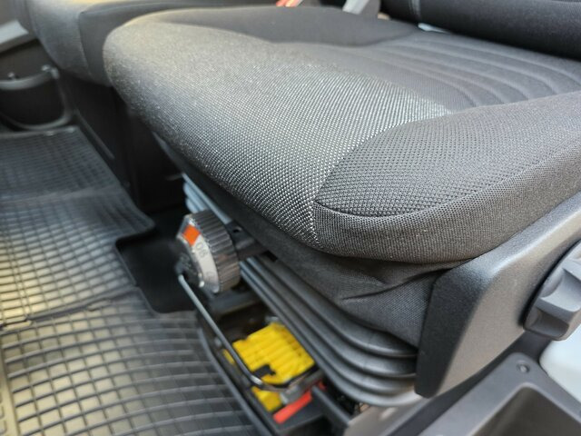 IVECO Daily 35S18HA8V Hi-Matic 18m³ Modell 2025 MY24 - Fourgon utilitaire: photos 2 IVECO Daily 35S18HA8V Hi-Matic 18m³ Modell 2025 MY24 - Fourgon utilitaire: photos 2
