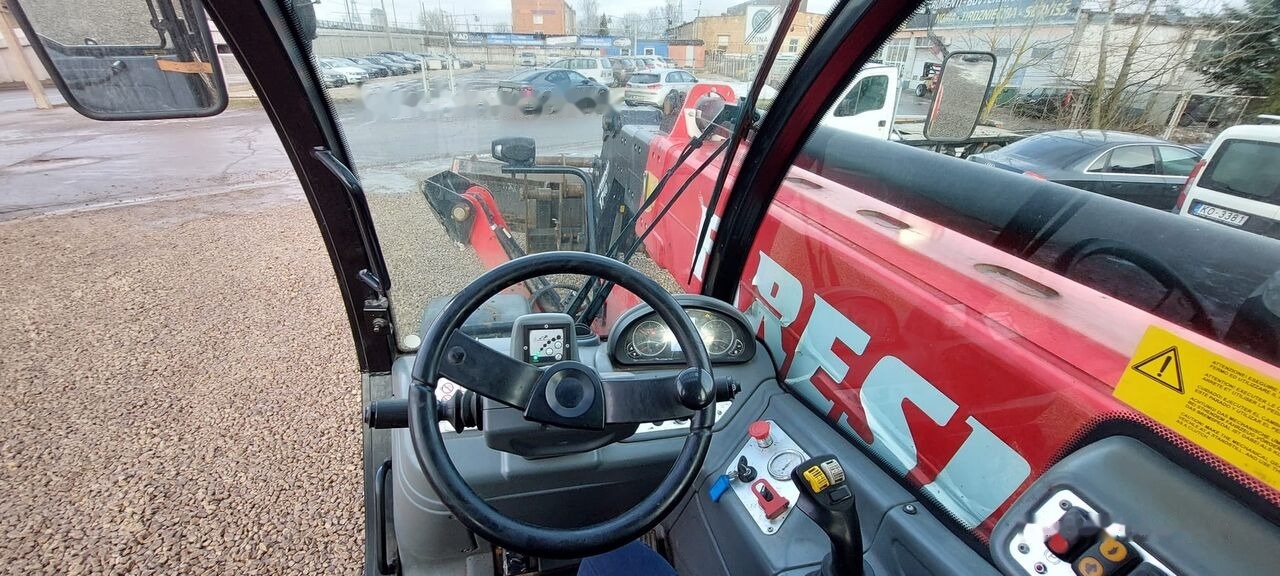 Chariot télescopique Faresin 7.45 Vpse TOP: photos 6 Chariot télescopique Faresin 7.45 Vpse TOP: photos 6