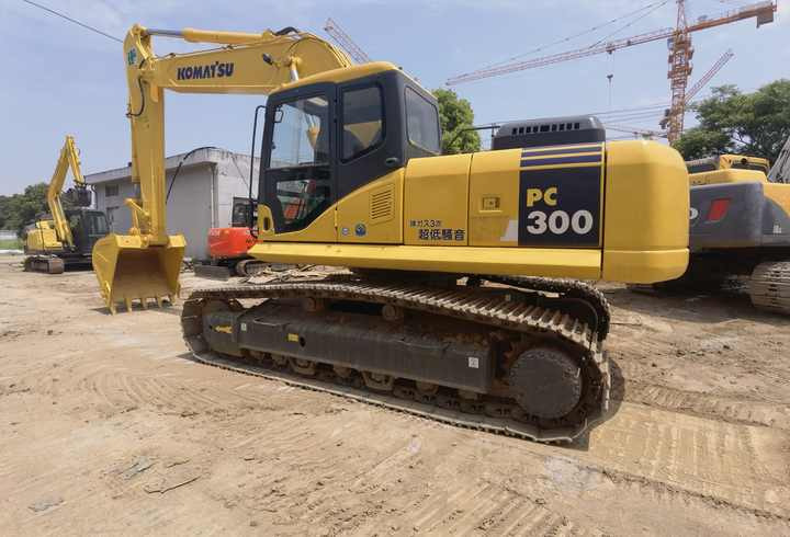 Automation Used komatsu pc300-7 excavator second hand ecvacators cheap price used komatsu for hot sale - Pelle sur chenille: photos 3 Automation Used komatsu pc300-7 excavator second hand ecvacators cheap price used komatsu for hot sale - Pelle sur chenille: photos 3