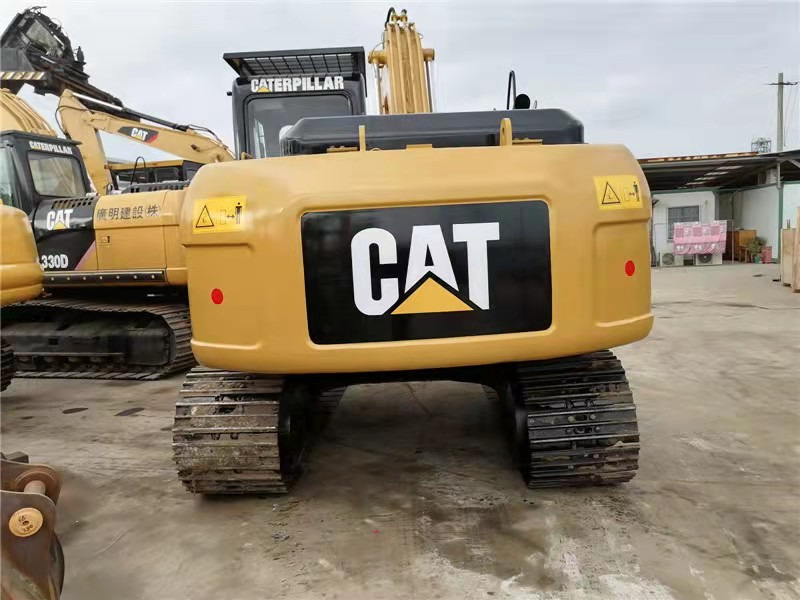 Pelle sur chenille CAT 315D USED CAT Japan made crawler excavator second hand condition cat 315D 315D2 315DL excavator on stock: photos 6 Pelle sur chenille CAT 315D USED CAT Japan made crawler excavator second hand condition cat 315D 315D2 315DL excavator on stock: photos 6