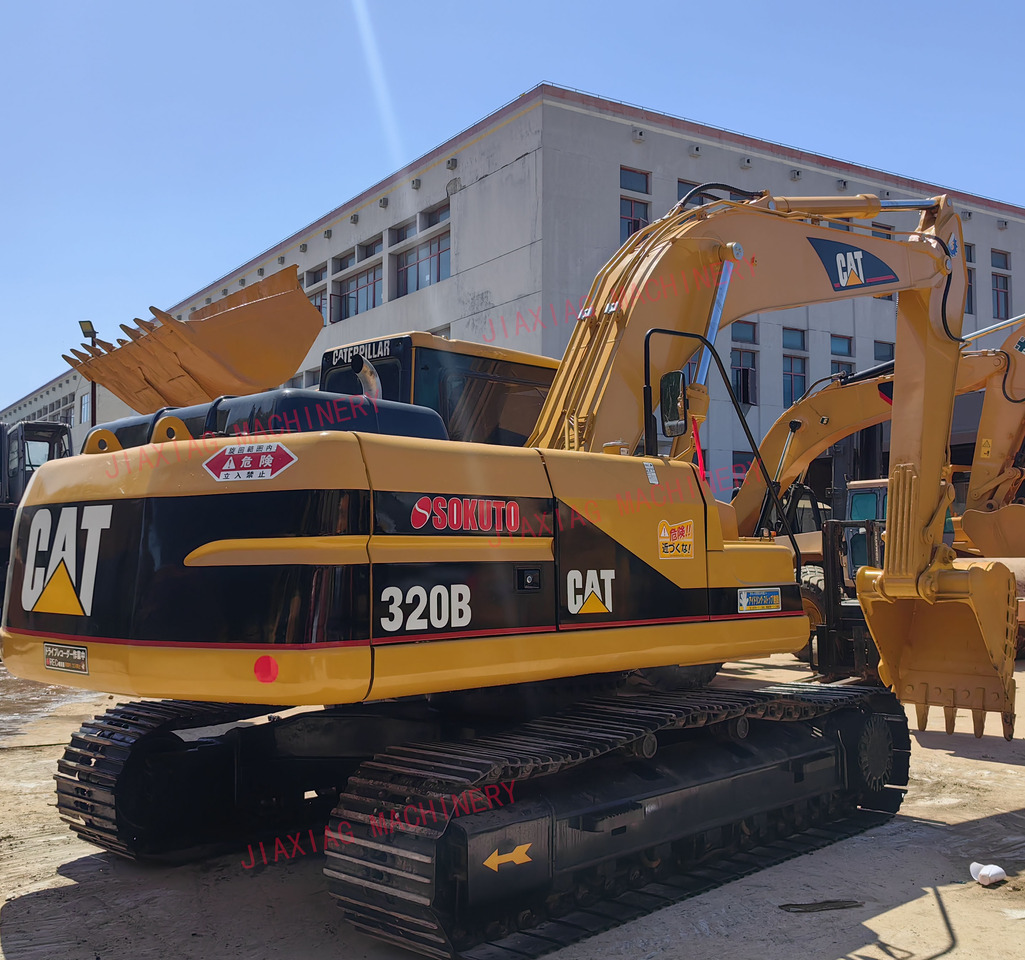 CAT 320B Excavator - Pelle sur chenille: photos 2 CAT 320B Excavator - Pelle sur chenille: photos 2