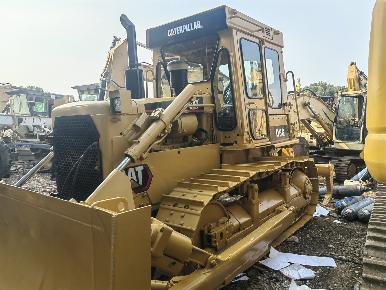 CAT D6G Bulldozer - Bulldozer: photos 2 CAT D6G Bulldozer - Bulldozer: photos 2