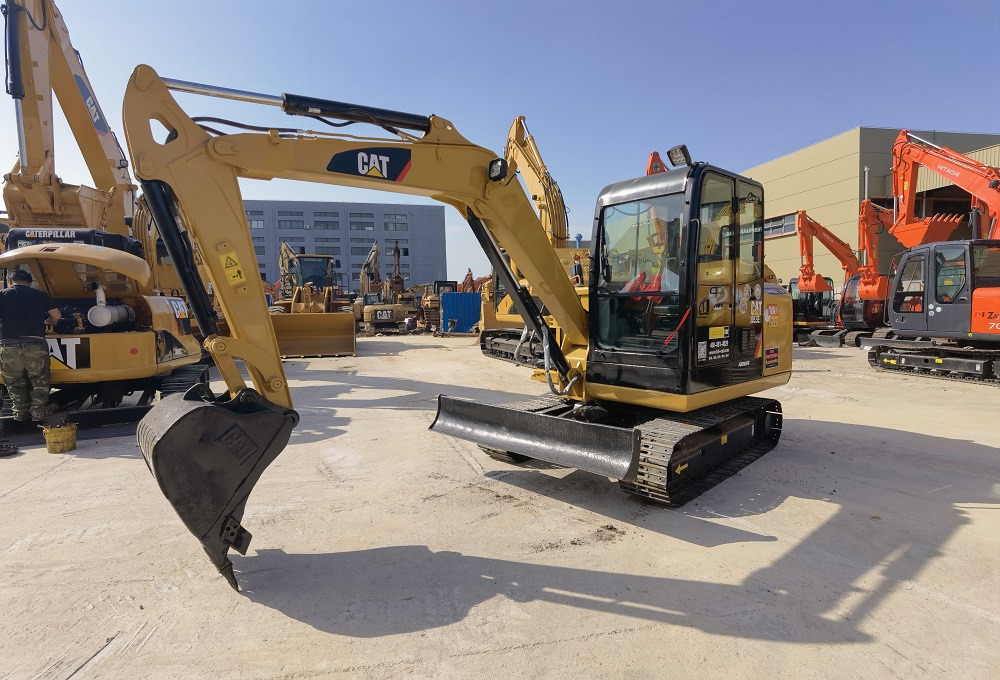 CATERPILLAR CAT 305.5E2 CRAWLER EXCAVATOR - Mini pelle: photos 2 CATERPILLAR CAT 305.5E2 CRAWLER EXCAVATOR - Mini pelle: photos 2