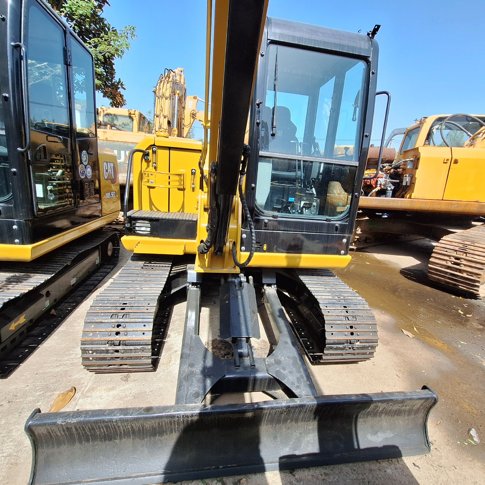 CATERPILLAR Cat 305.5E2 excavator - Mini pelle: photos 3 CATERPILLAR Cat 305.5E2 excavator - Mini pelle: photos 3