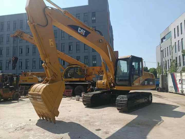Caterpillar Used Cat320cl 320 330D Crawler Pump Hydraulic Excavator 20Ton Construction Digger for Sale - Pelle sur chenille: photos 4 Caterpillar Used Cat320cl 320 330D Crawler Pump Hydraulic Excavator 20Ton Construction Digger for Sale - Pelle sur chenille: photos 4