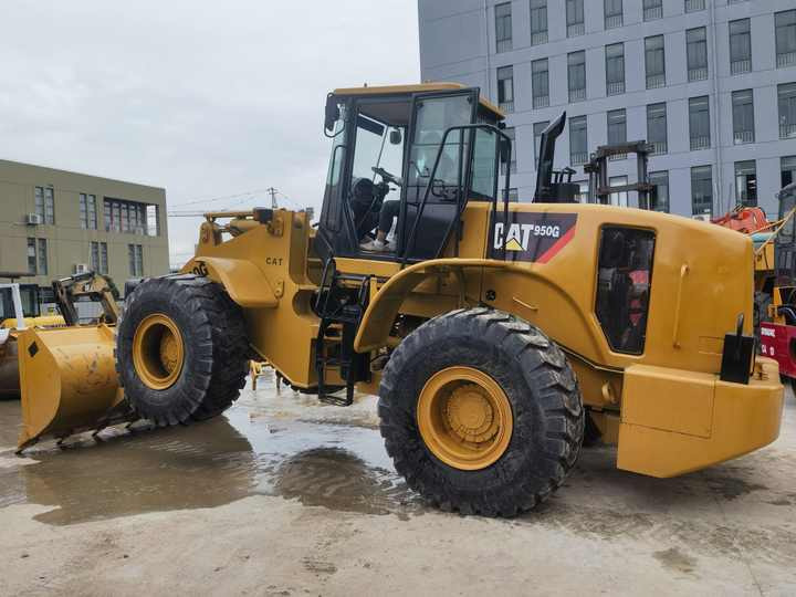 Cheap price pay loader Used CAT 950GC second hand CAT 950GC wheel front loader - Chargeuse sur pneus: photos 4 Cheap price pay loader Used CAT 950GC second hand CAT 950GC wheel front loader - Chargeuse sur pneus: photos 4