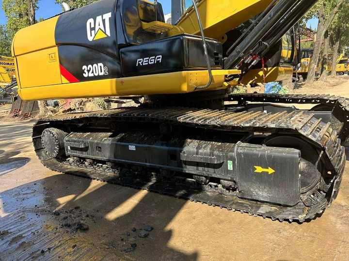 Cheap used excavators machine cat 320d2 for sale caterpillar machinery used excavator caterpillar - Pelle sur chenille: photos 5 Cheap used excavators machine cat 320d2 for sale caterpillar machinery used excavator caterpillar - Pelle sur chenille: photos 5