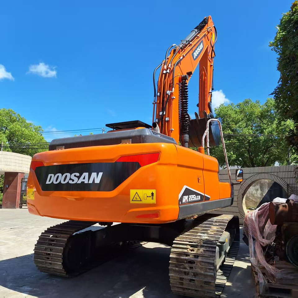 Doosan Dx225LCA Crawler Excavator - Pelle sur chenille: photos 3 Doosan Dx225LCA Crawler Excavator - Pelle sur chenille: photos 3