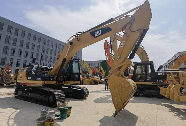 Good Condition Used Caterpillar Excavators 330d Second Hand Excavators Machine CAT 330D Japan Excavator in China - Pelle sur chenille: photos 4 Good Condition Used Caterpillar Excavators 330d Second Hand Excavators Machine CAT 330D Japan Excavator in China - Pelle sur chenille: photos 4