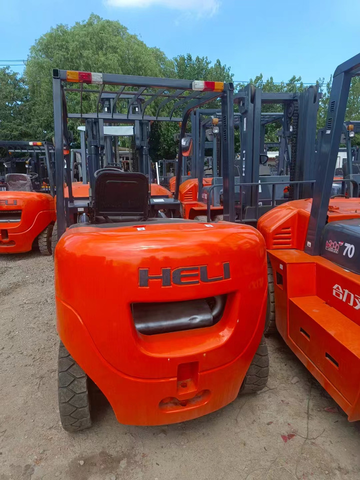 HELI CPCD 50 forklift - Chariot élévateur diesel: photos 4 HELI CPCD 50 forklift - Chariot élévateur diesel: photos 4