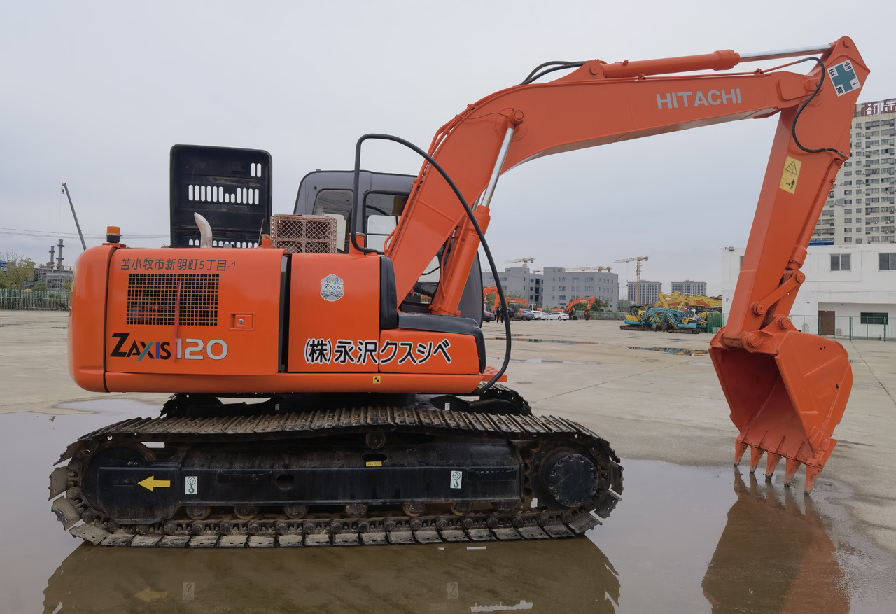 Hitachi ZX120-6 Excavator - Pelle sur chenille: photos 1 Hitachi ZX120-6 Excavator - Pelle sur chenille: photos 1