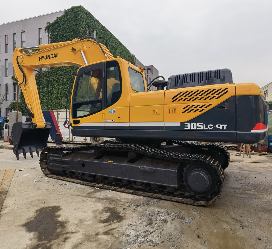 Hyundai 305LC-9T Excavator - Pelle sur chenille: photos 3 Hyundai 305LC-9T Excavator - Pelle sur chenille: photos 3