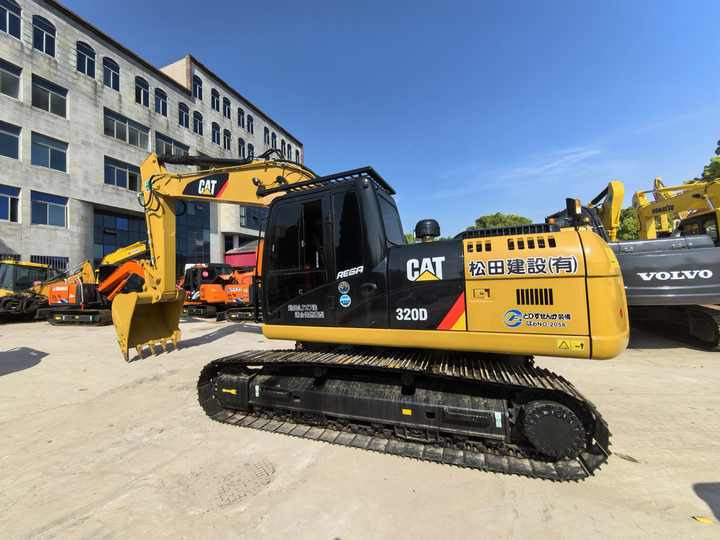 Japan original good condition used caterpillar cat320d excavator second hand cat 320d digger for sale - Pelle sur chenille: photos 4 Japan original good condition used caterpillar cat320d excavator second hand cat 320d digger for sale - Pelle sur chenille: photos 4