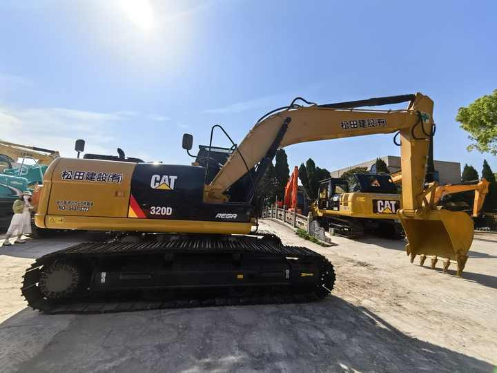 Japan original good condition used caterpillar cat320d excavator second hand cat 320d digger for sale - Pelle sur chenille: photos 2 Japan original good condition used caterpillar cat320d excavator second hand cat 320d digger for sale - Pelle sur chenille: photos 2