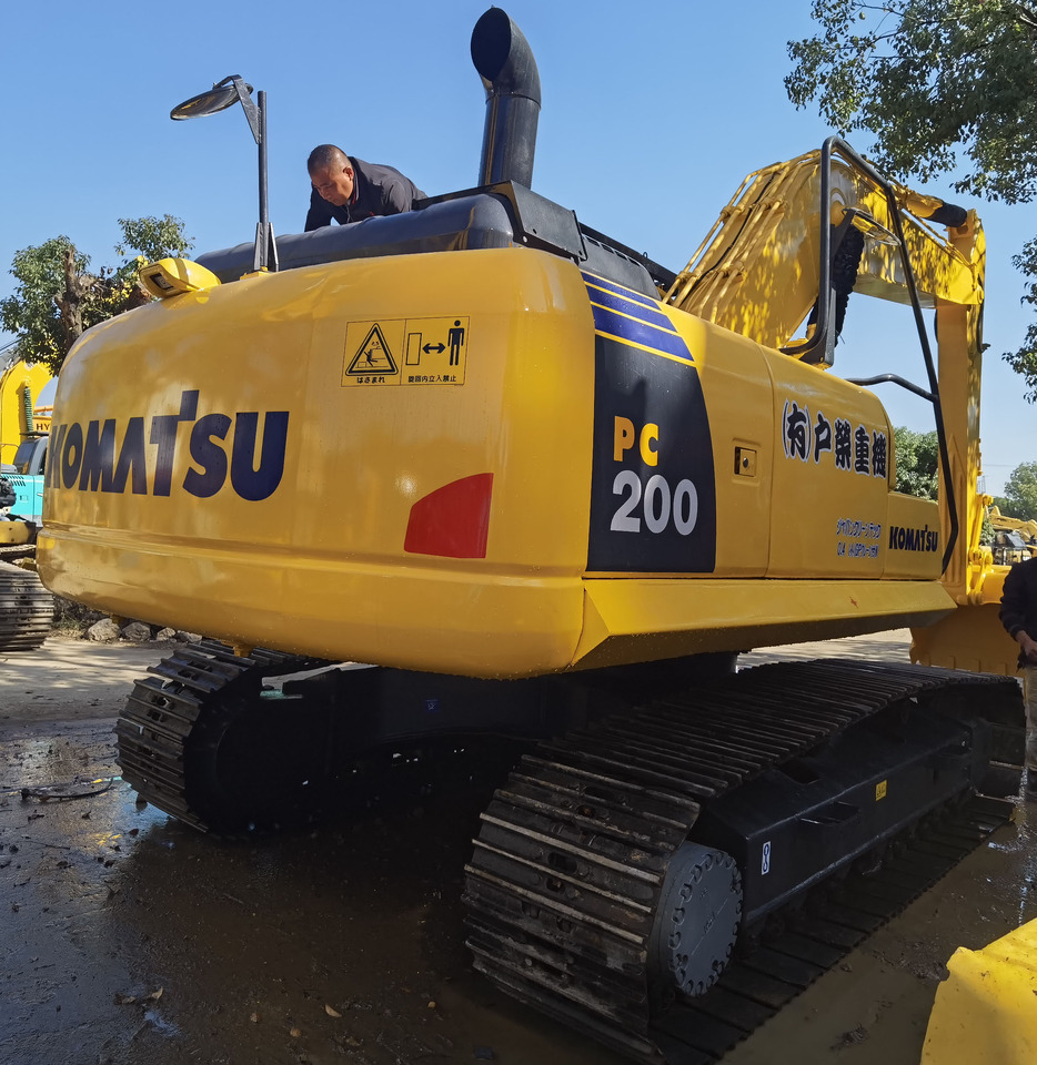 Komatsu PC200-8 Excavator - Pelle sur chenille: photos 3 Komatsu PC200-8 Excavator - Pelle sur chenille: photos 3