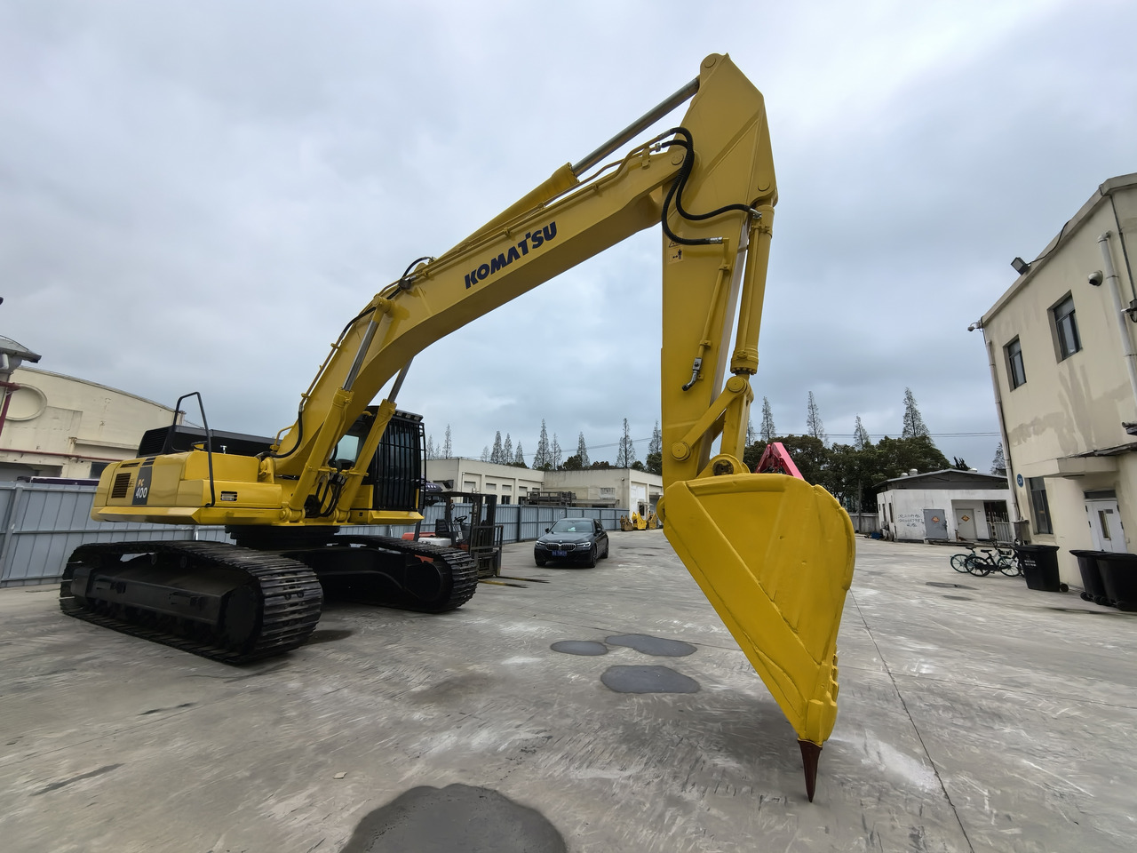 Komatsu PC400-8 Excavator - Pelle sur chenille: photos 1 Komatsu PC400-8 Excavator - Pelle sur chenille: photos 1