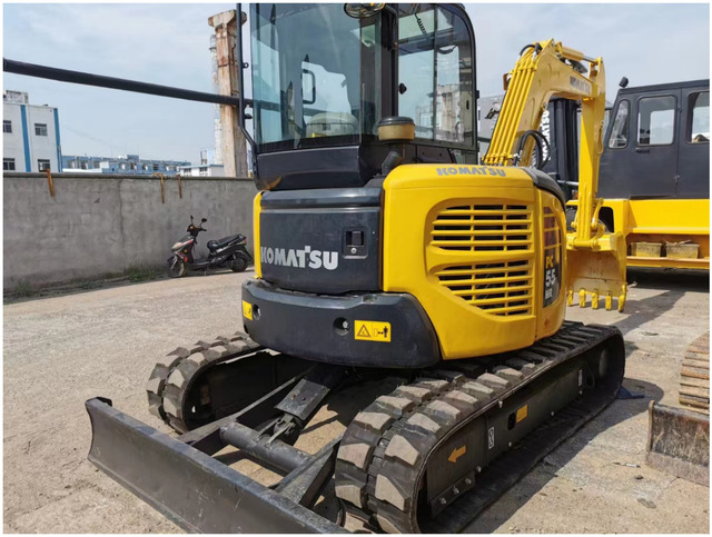 Orginal japan Brand Komatsu pc55MR-3 Used excavators pc55 mini excavator pc55MR excavator 5 tons Low price in stock - Mini pelle: photos 1 Orginal japan Brand Komatsu pc55MR-3 Used excavators pc55 mini excavator pc55MR excavator 5 tons Low price in stock - Mini pelle: photos 1