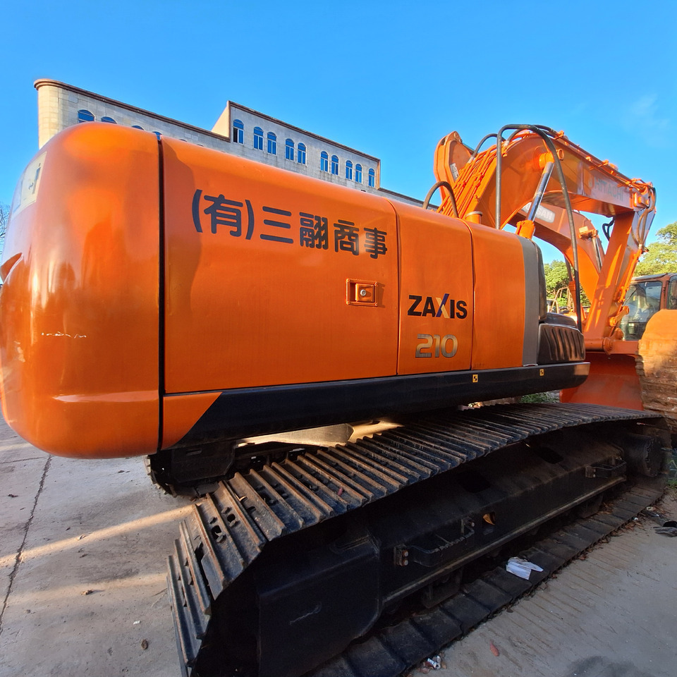 Second hand Hitachi ZX210 excavator - Pelle: photos 3 Second hand Hitachi ZX210 excavator - Pelle: photos 3