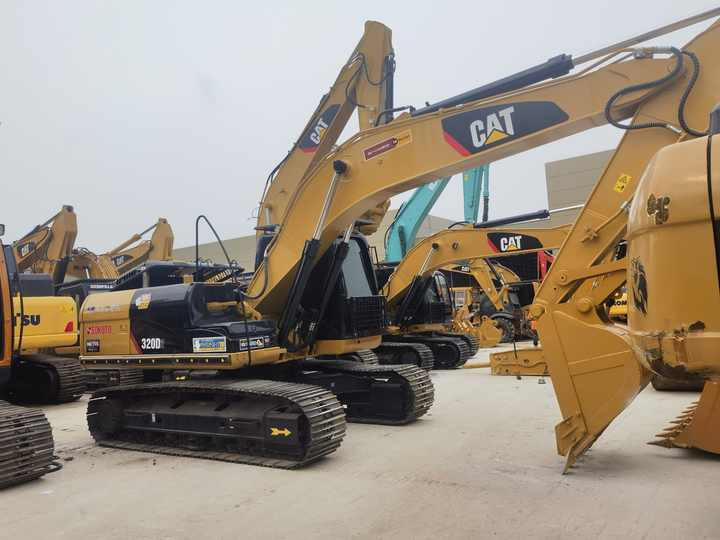 Used Caterpillar 320 Excavator Japan Cat 320D2 Excavator Good Perform in stock - Pelle: photos 3 Used Caterpillar 320 Excavator Japan Cat 320D2 Excavator Good Perform in stock - Pelle: photos 3