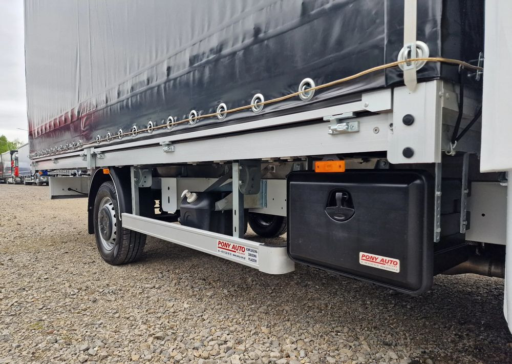 Renault Renault Master IV 10PALET Kabina MAXI-XXL 2021r - Utilitaire plateau baché: photos 5 Renault Renault Master IV 10PALET Kabina MAXI-XXL 2021r - Utilitaire plateau baché: photos 5