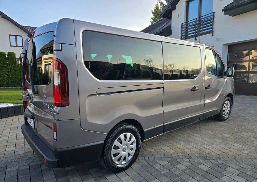 Renault Trafic Grand SpaceClass 2.0 dCi EDC - Minibus, Transport de personnes: photos 4 Renault Trafic Grand SpaceClass 2.0 dCi EDC - Minibus, Transport de personnes: photos 4