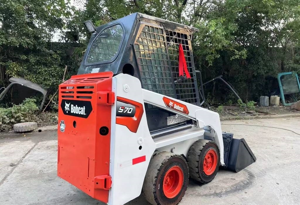 Bobcat S 70 - Mini chargeuse: photos 4 Bobcat S 70 - Mini chargeuse: photos 4