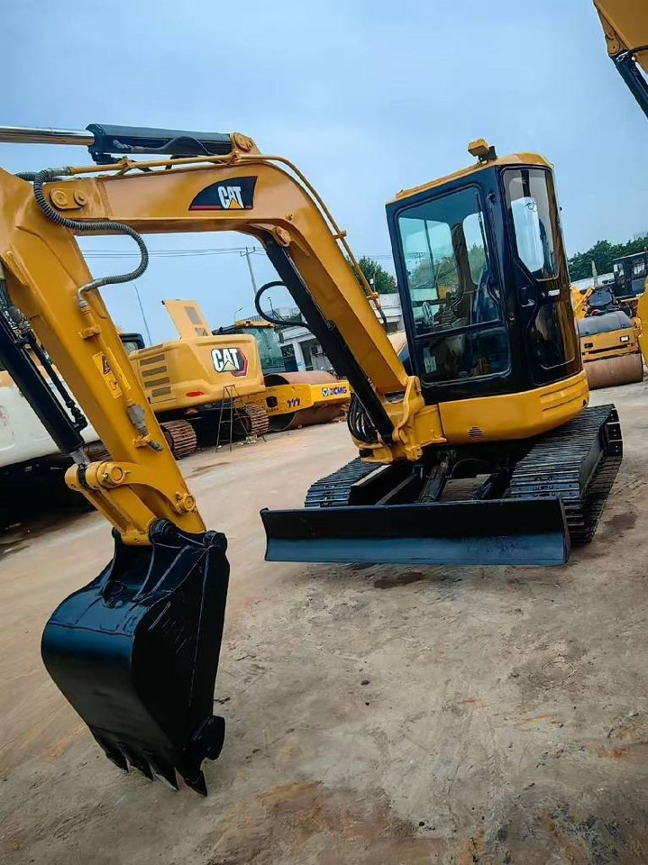 CAT 304 CR - Mini pelle: photos 5 CAT 304 CR - Mini pelle: photos 5