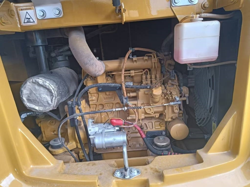 CAT 305.5 - Mini pelle: photos 3 CAT 305.5 - Mini pelle: photos 3