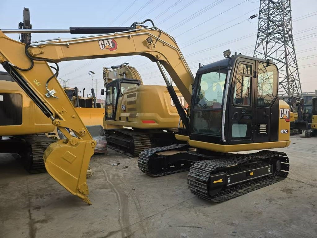 CAT 307 - Mini pelle: photos 1 CAT 307 - Mini pelle: photos 1