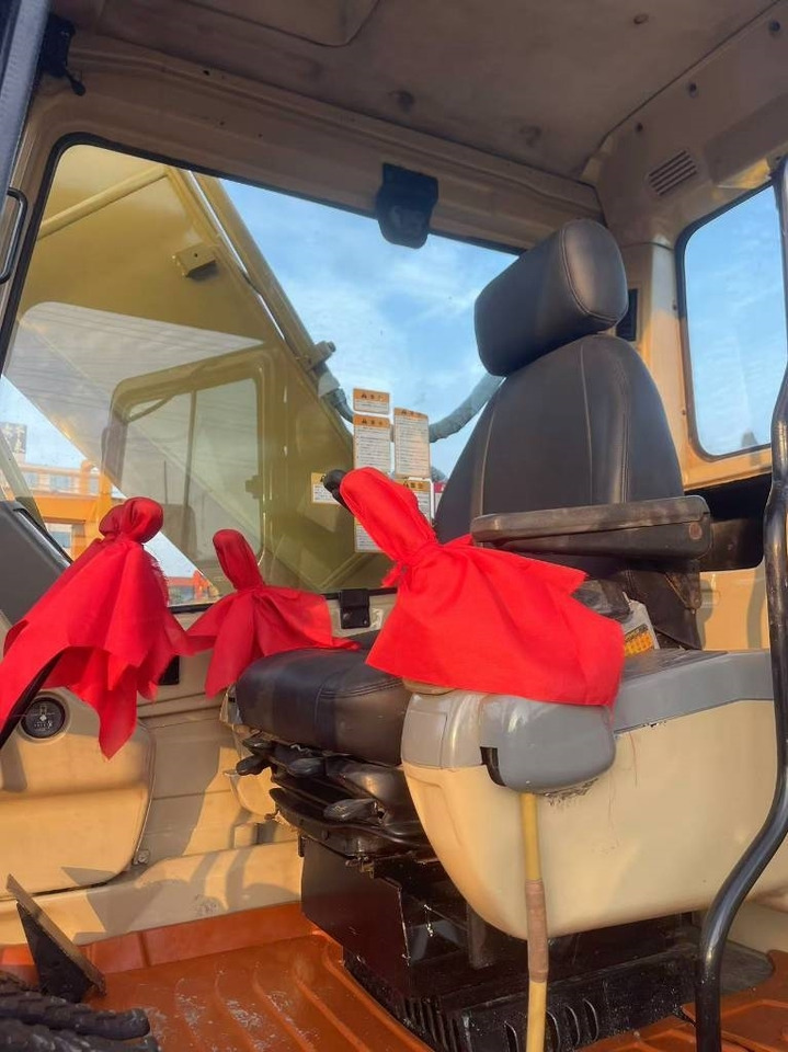 Pelle sur chenille CAT 320 B L: photos 8